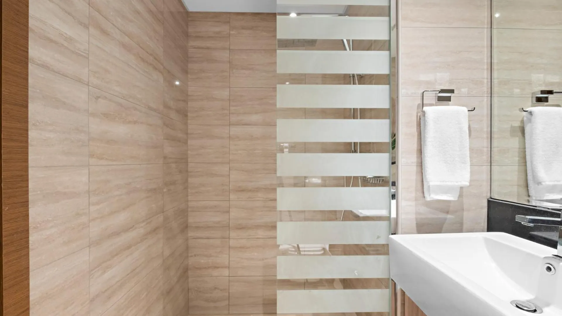 A-Living Elegant 1Br Apartment Near Dubai Mall & Burj Khalifa In Missoni Tower
