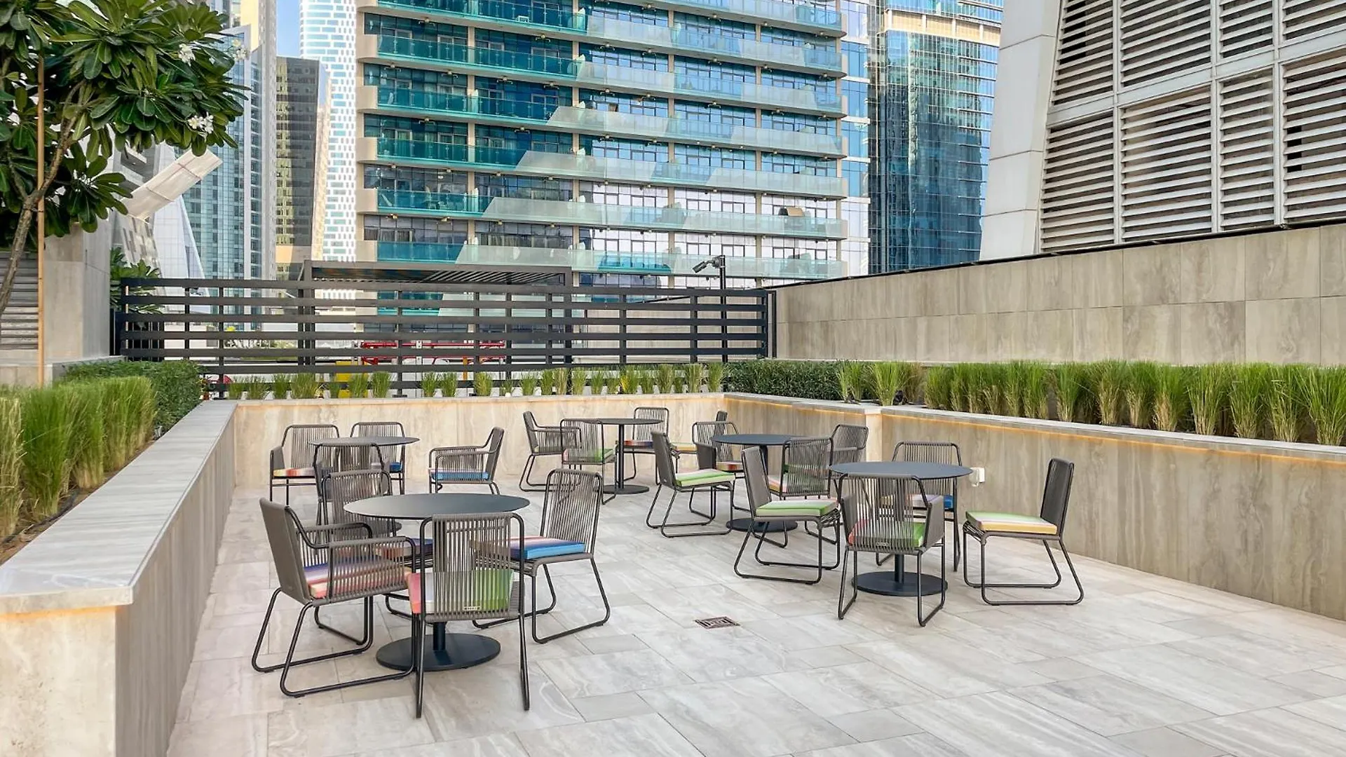 A-Living Elegant 1Br Apartment Near Dubai Mall & Burj Khalifa In Missoni Tower
